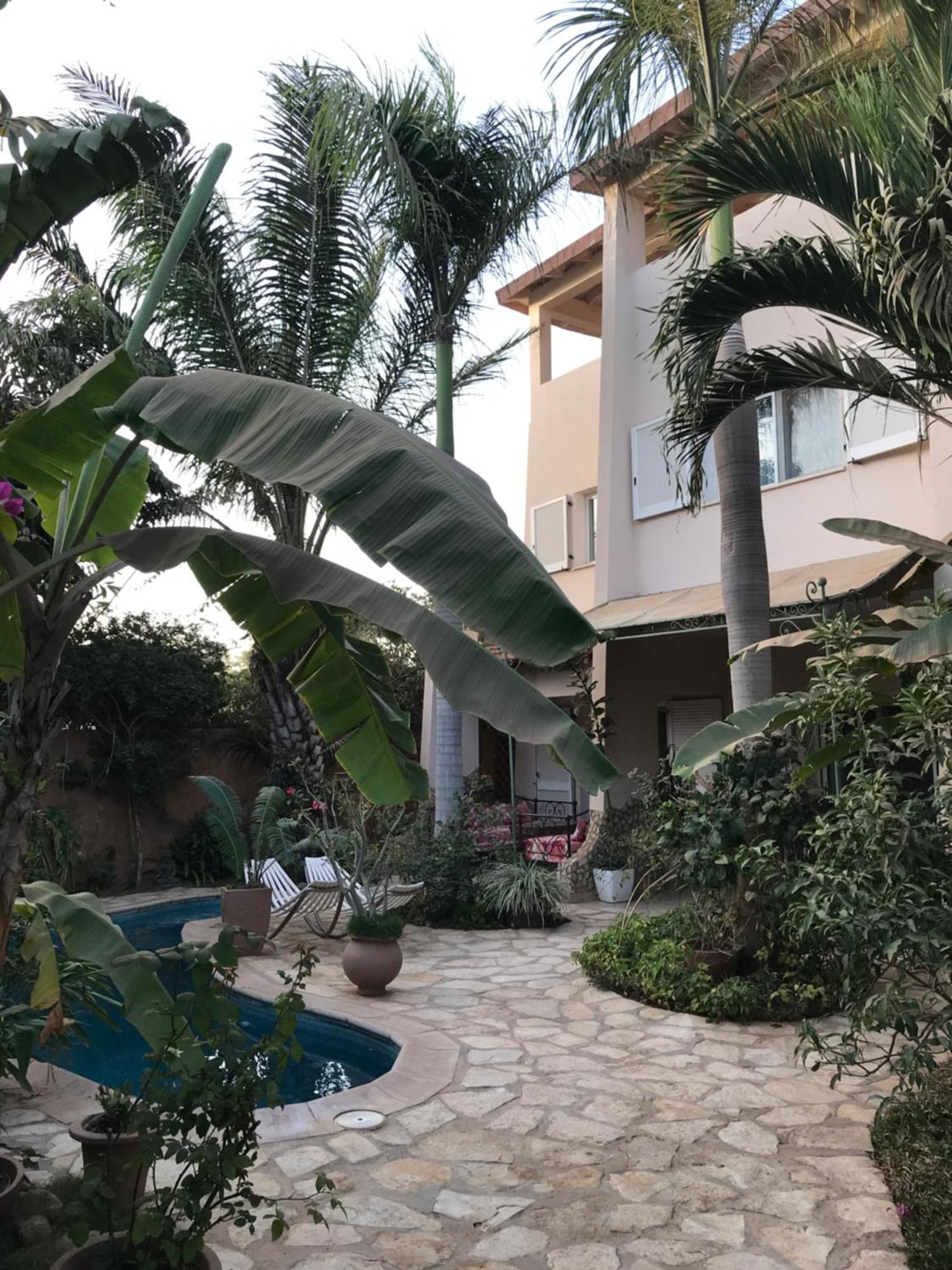 Appartement Tropical Oasis à Ouakam Extérieur photo
